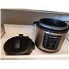 Image 6 : Crockpot  & Food Storage Containers Cat A