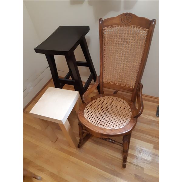 Rocking Chair, Stool & Table Cat B