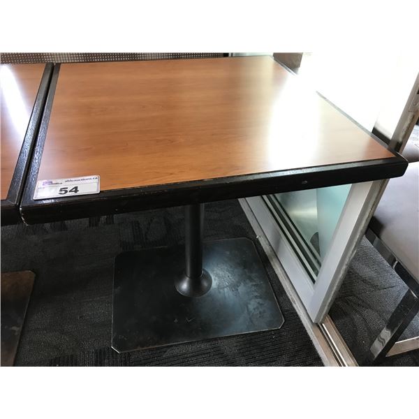 28" X 28" RESTAURANT TABLE WITH METAL BASE