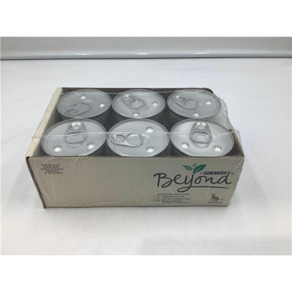 Purina Beyond Tuna & Mackerel in Gravy for cats 12x85g