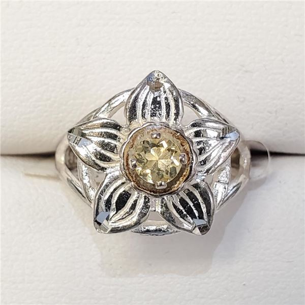 Silver Gemstone Flower Design Ring (~Size 6.5)(Ring is resizable for $40) (~weight 3.4g), Suggested 