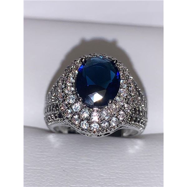 Ladies Blue Sapphire Oval Cut 1.1 Carat Solitaire cluster top .925 Silver Dress Ring size7