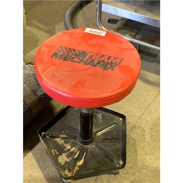 Team Mechanics Rolling Mechanics Stool