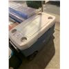 Image 3 : Lot of 2 Rolling Igloo & Coleman Coolers