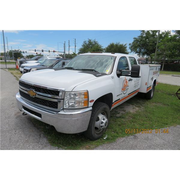 2013 Chevy HD DSL 4x4 Dually UT