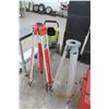 Image 1 : 2-Transit Tripod - 2 X $