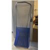 Image 1 : Large Snow Shovel