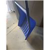Image 2 : Large Snow Shovel