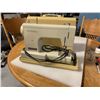 Image 1 : Kenmore Sewing Machine in Case