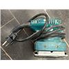 Image 2 : Makita Sander