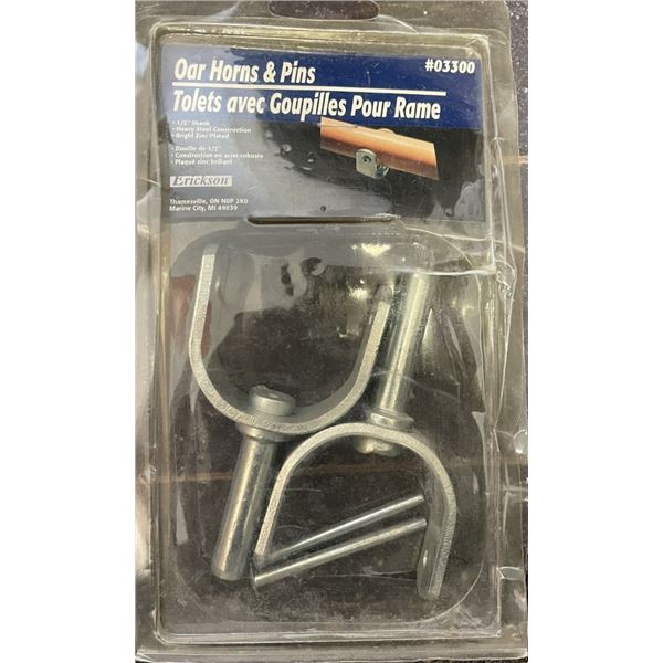 Oar horn and pins