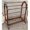 Image 1 : Gorgeous Wood Quilt Rack