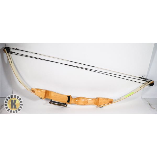 SMALL COMPOUND BOW / ARROW