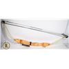 Image 1 : SMALL COMPOUND BOW / ARROW