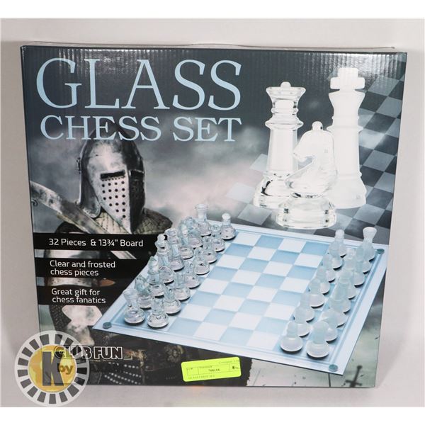 GLASS CHESS SET