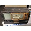 Image 10 : Vintage Radios and Tubes MASSIVE LOT  [147038]