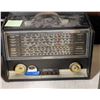 Image 11 : Vintage Radios and Tubes MASSIVE LOT  [147038]