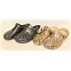Image 1 : 2 PAIRS DAWGS SANDALS SIZE 9