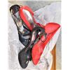 Image 1 : FLAT OF NEW SIZE 9 WOMENS SHOES