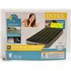 Image 1 : NEW INTEX TWIN SIZE AIR MATTRESS