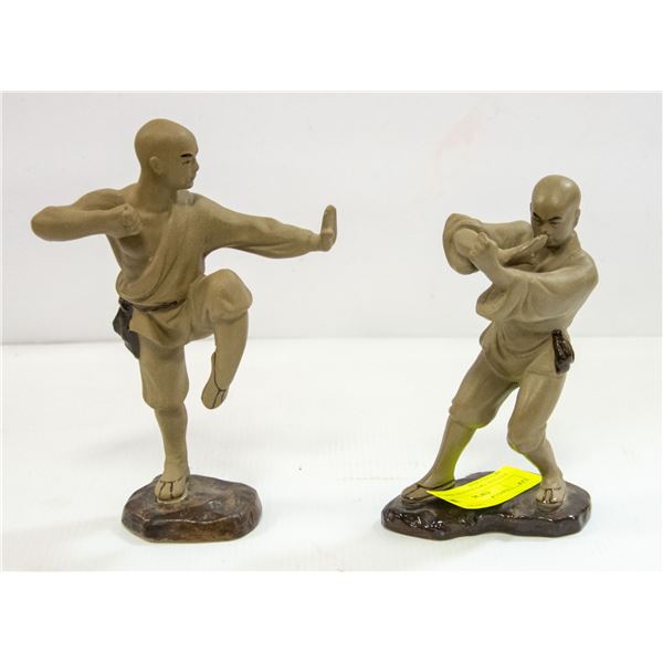 VINTAGE TWO SHAOLIN MARTIAL ARTS FIGURINE