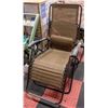 Image 1 : ZERO GRAVITY RECLINING LAWN CHAIR