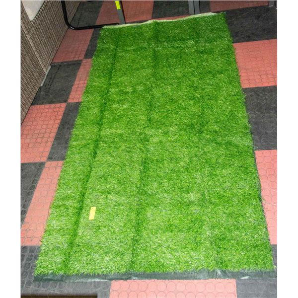 REPACKED FAUX GRASS AREA MAT/STRIP, FOR DECK/PATIO