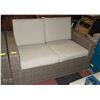 Image 1 : RATTAN PATIO LOVE SEAT 53" X 32" X 32"