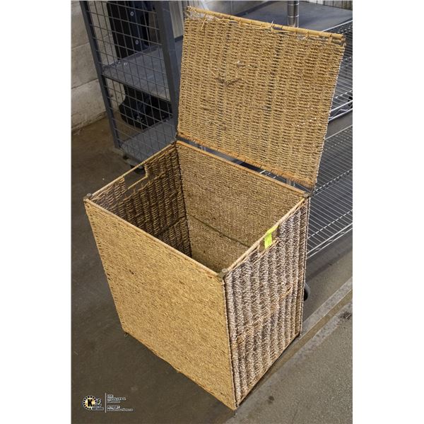 WICKER LAUNDRY BASKET W/ METAL FRAME