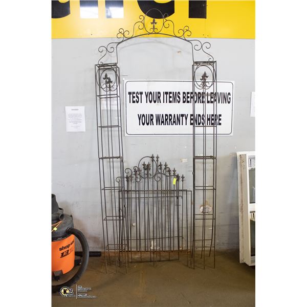 METAL YARD GATE