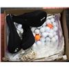 BOX WITH 70 GOLF BALLS, SET OF 3 CLUB HEAD