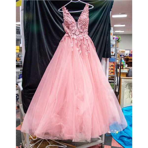 SIZE 6 PROM DRESS PINK COLOURED APPROX 60" LONG