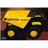 Image 1 : LARGE TONKA DUMP TRUCK - METAL AND PLASTIC