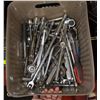Image 1 : TOTE OF ASSORTED SOCKET WRENCHES