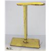 Image 1 : VINTAGE METAL YELLOW SHOE COBBLERS STAND