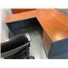Image 2 : CONTENTS OF OFFICE INCLUDING: 2 TONE L-SHAPE SINGLE PEDESTAL DESK, 2 SMALL METAL STANDS,