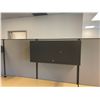 Image 6 : 6 STATION TURNSTYLE SINGLE PEDESTAL CUBICLE SYSTEM WITH AIS MAPLE WORK SURFACES, CENTER DOUBLE 2