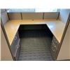 Image 8 : 4 U-SHAPE STATION TURNSTYLE SINGLE PEDESTAL / LATERAL FILE CUBICLE SYSTEM WITH AIS MAPLE WORK