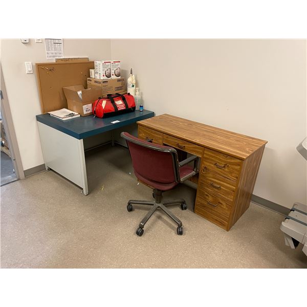 FIRST AID BOX, EMERGENCY RESUSCITATOR KIT, EMERGENCY OXYGEN EQUIPMENT, 3' 10" X 2' 9"