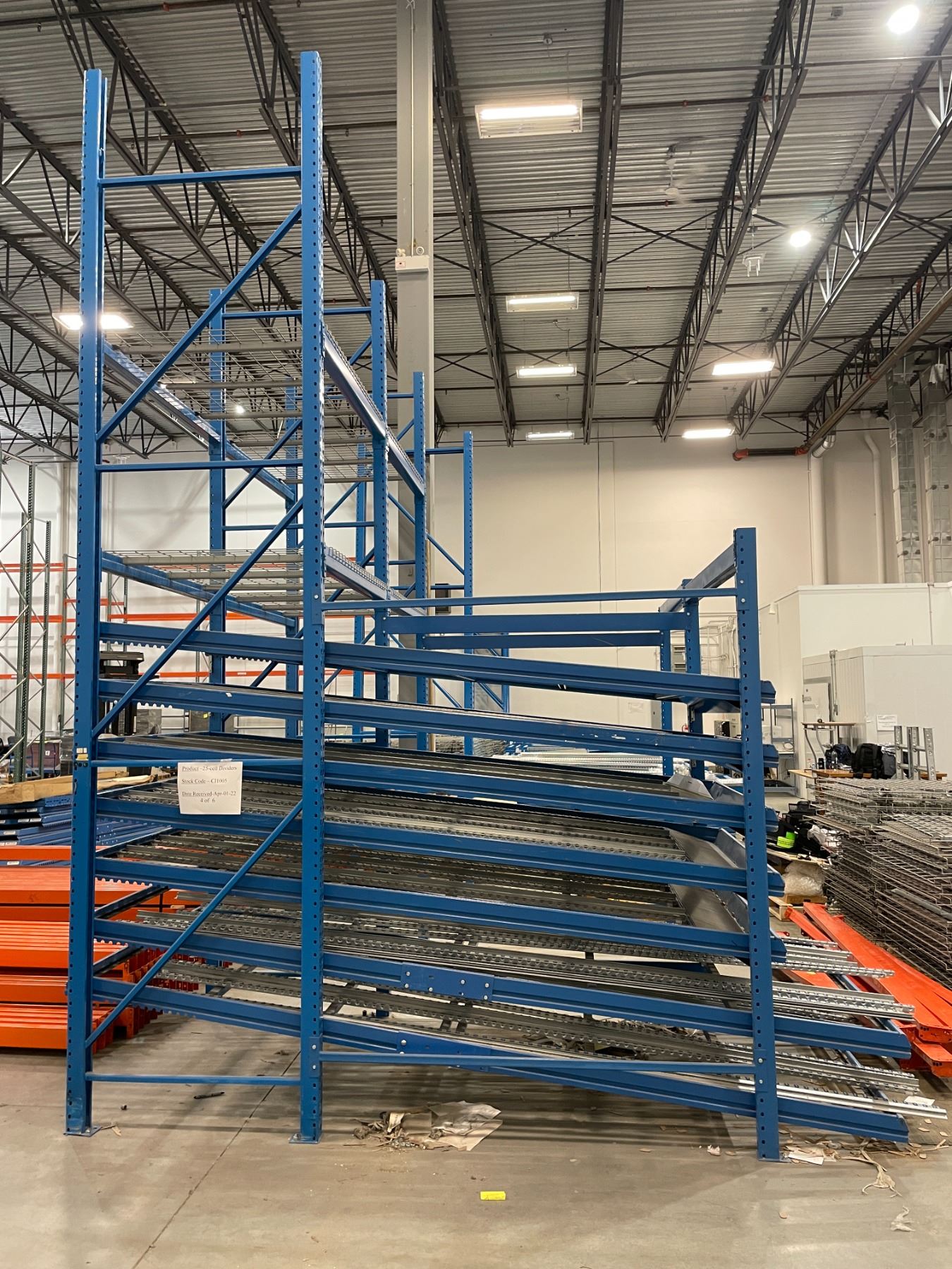 Feeder Racking 3 BAYS OF BLUE TEARDROP GRAVITY ROLLER FEEDER RACKING SYSTEM WITH MESH ...