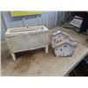 Image 3 : Wicker Shelf 32" x 17" x 13" , Wicker Planter 9.5" x 12" X 5" , Convertible Bird House