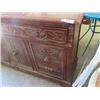 Image 2 : Buffet with Carved Drawer Front 36" x 61"x 20"