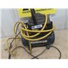 Image 1 : Mastercraft Air Compressor 1/3 HP 2 Gal
