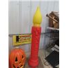 Image 3 : 2 Light Up Pumpkins & 2 Blowmold Candles