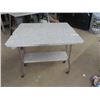 Image 1 : Retro Drop LEaf Table/Stand 28" x 28" x 30"