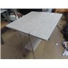 Image 2 : Retro Drop LEaf Table/Stand 28" x 28" x 30"