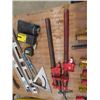 Image 3 : Carpenter's Package ; Wrecking Bar, Square, Level, Pipe Clamp, Wood Chisel