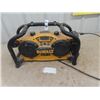 Image 1 : DeWalt Job Site Radio