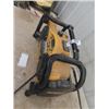 Image 2 : DeWalt Job Site Radio