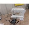 Image 1 : Singer Promise Portable Electric Sewing Machine